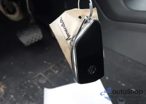 2024 Volkswagen Atlas 2.0T Se W/Technology from USA, damaged, VIN 1V2KR2CA5RC552182